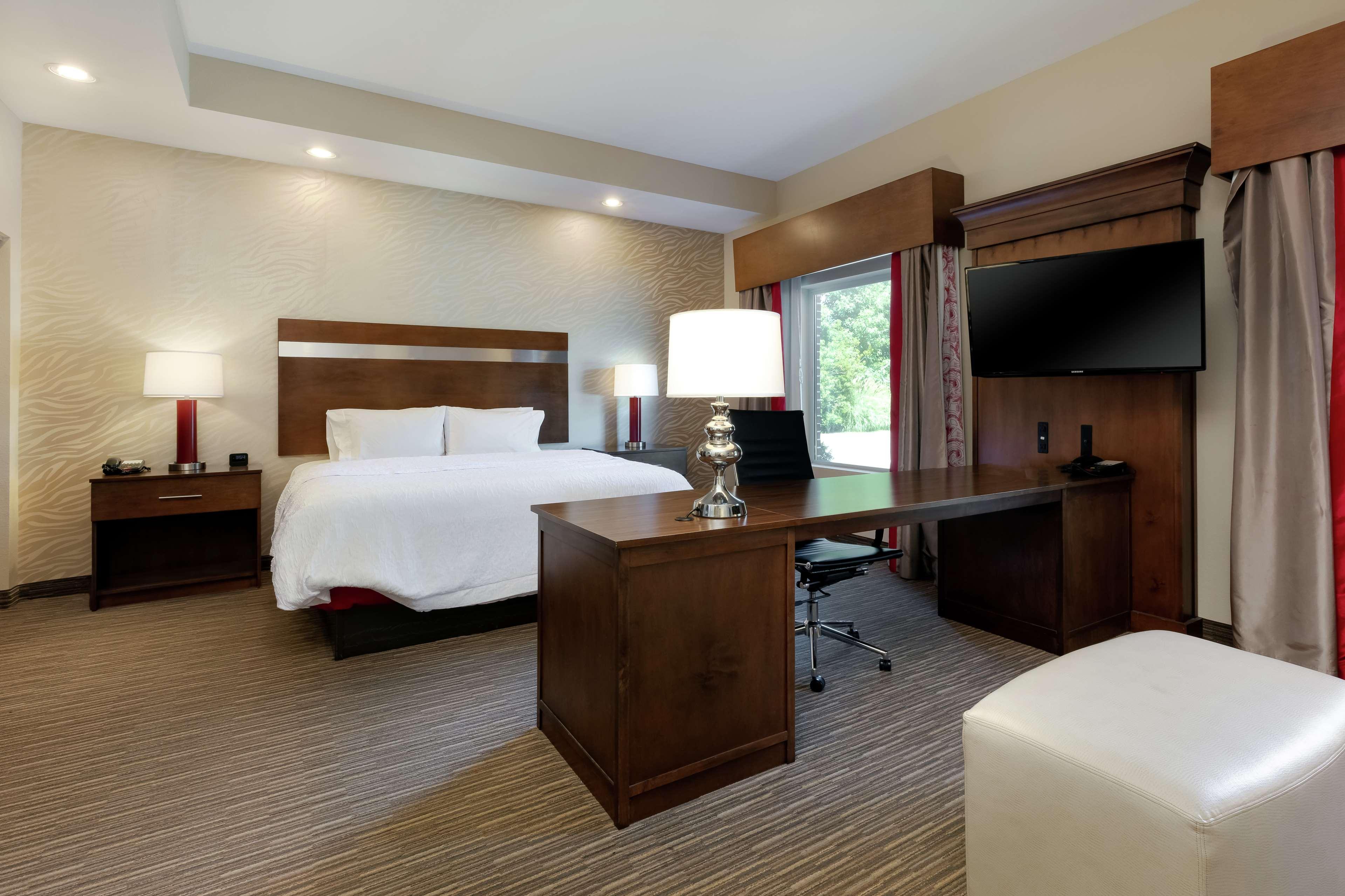 Hampton Inn Atlanta МакДона Екстериор снимка