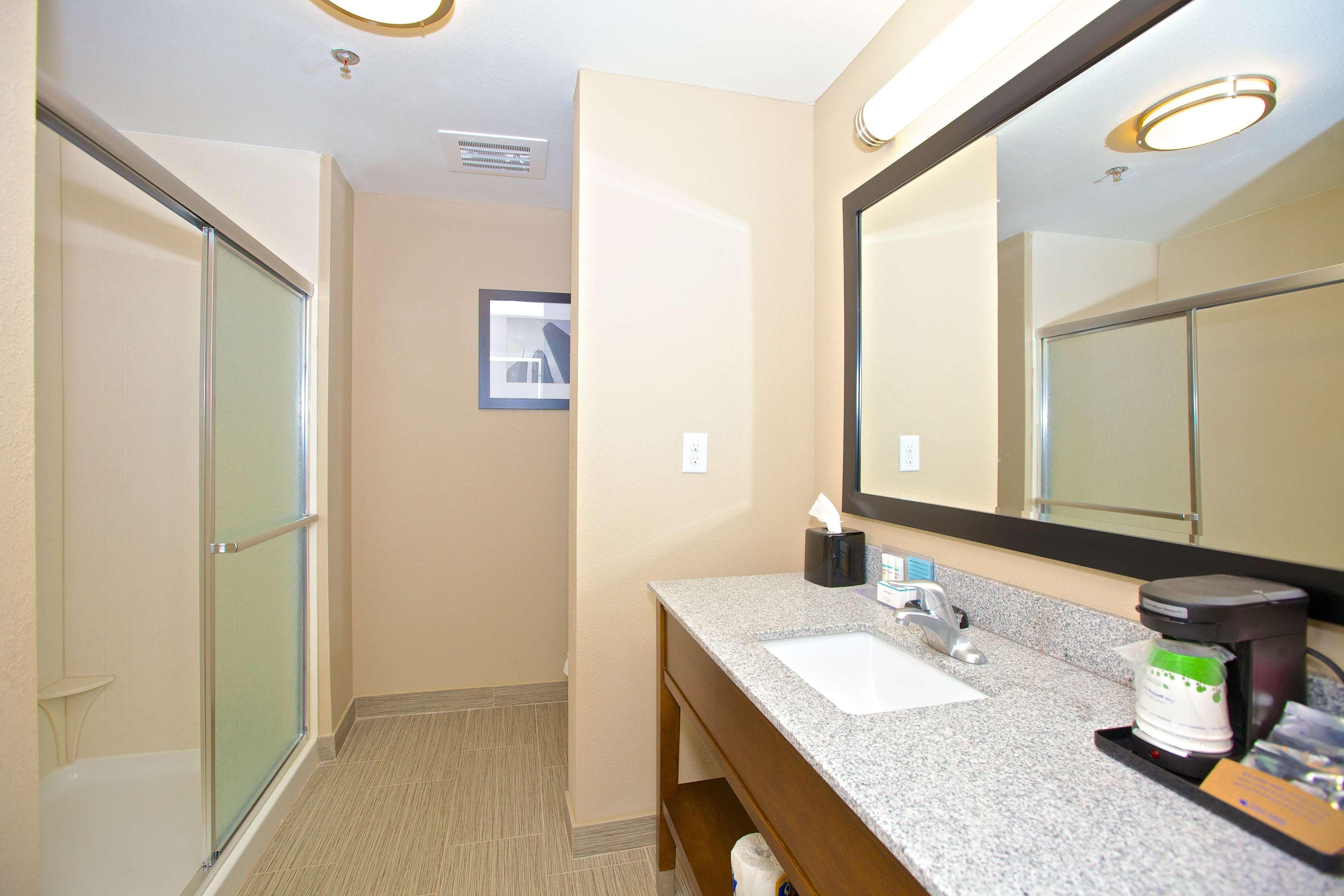 Hampton Inn Atlanta МакДона Екстериор снимка