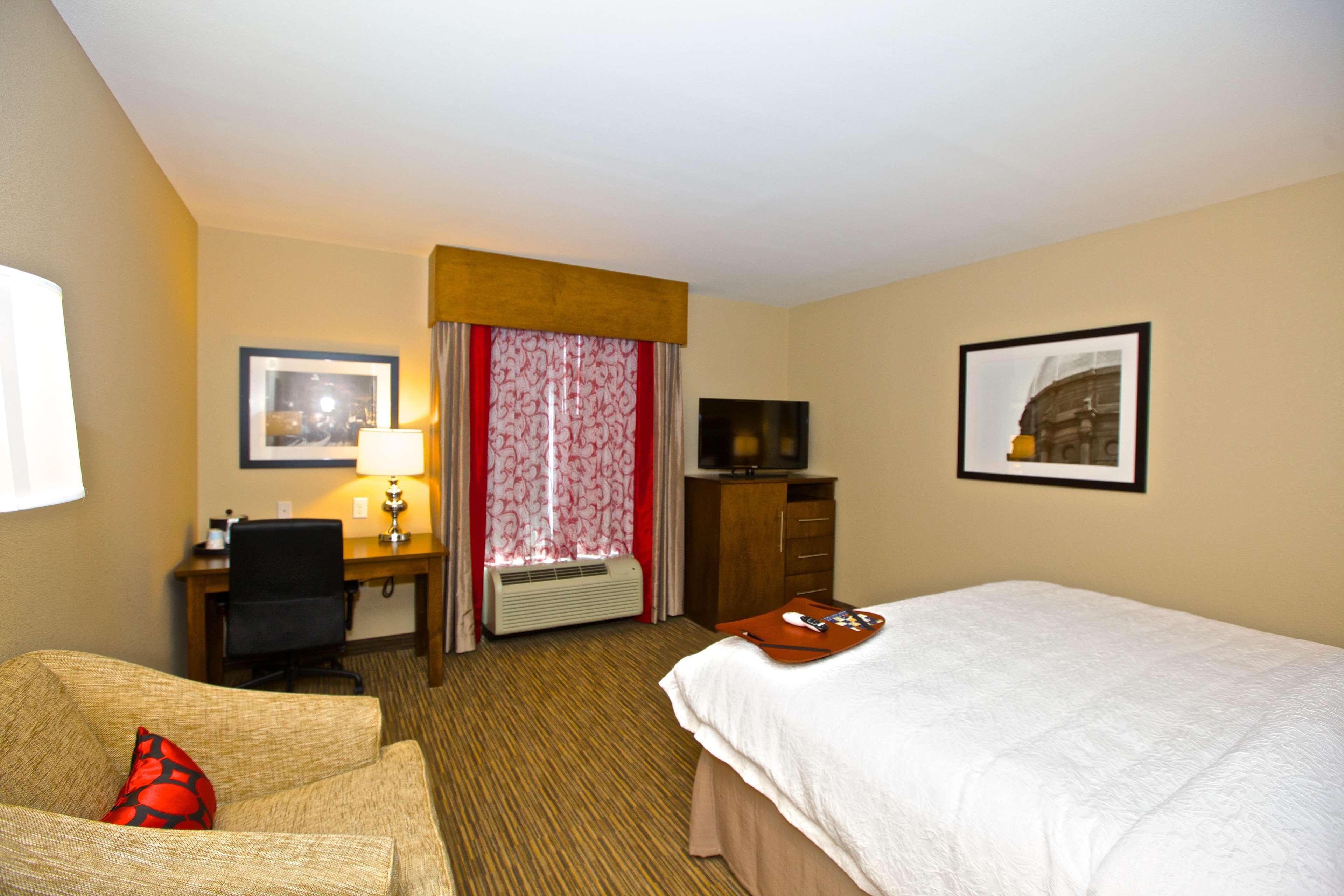 Hampton Inn Atlanta МакДона Екстериор снимка