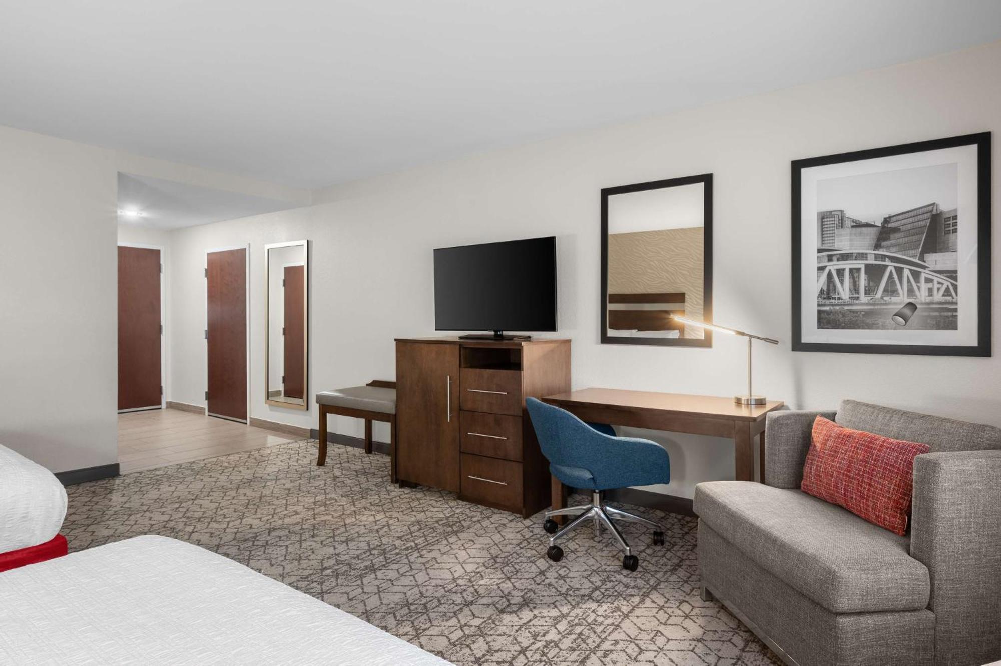 Hampton Inn Atlanta МакДона Екстериор снимка