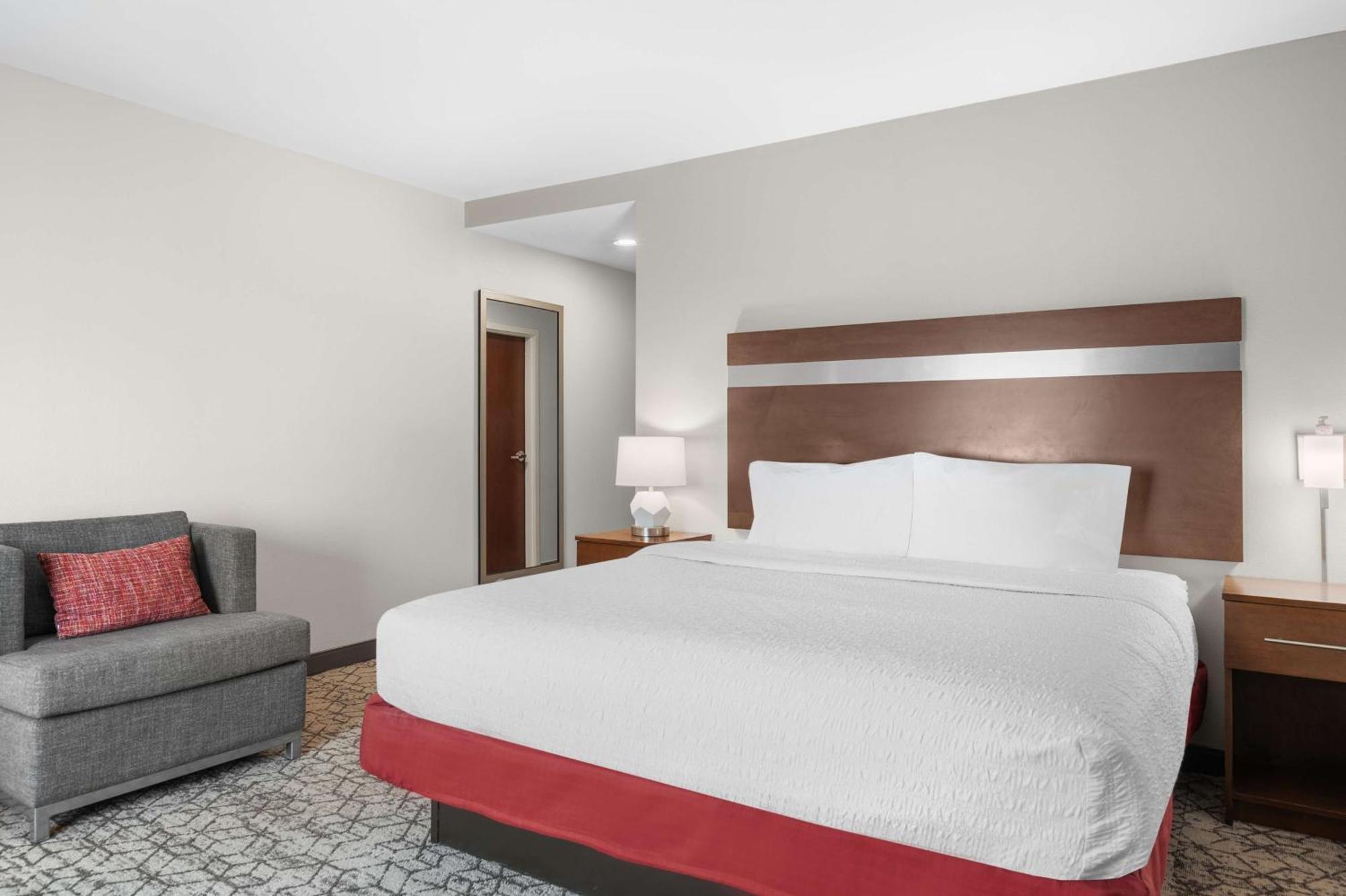 Hampton Inn Atlanta МакДона Екстериор снимка